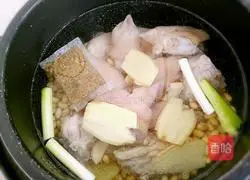 Chopped pepper pig Illustration of how to make hoof 5