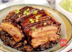 Illustration of how to make pork with pickles and vegetables 16