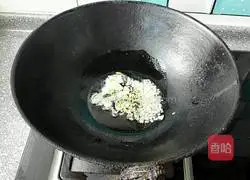 Illustration of how to make fried asparagus and shrimps 7