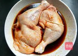 Illustration of how to braise chicken legs in a rice cooker for lazy people 7
