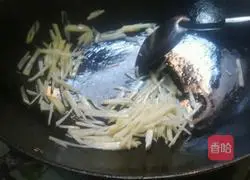 Illustration of how to make green peppers and potatoes 5