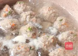 Illustration of how to make nutritious vegetables with beef balls 10