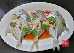 Illustration of how to make steamed white pomfret 11