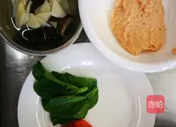 Illustration of how to make hibiscus chicken slices 1