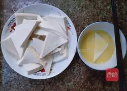 Illustration of how to make fried tofu with fungus 2