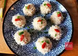 Illustration of how to make pearl meatballs 10