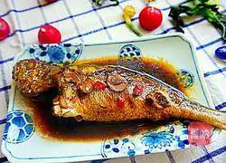 Braised yellow croaker#New Year's Eve dinner recipe illustration 10