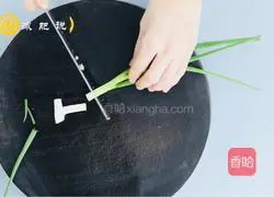 Illustration of how to make peanuts and southern suckling pig's trotters that are edible for weight loss 3