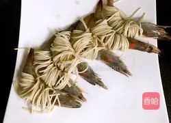 Illustration of how to make shrimps with thousands of threads 8