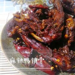 Spicy duck clavicle