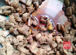 Illustration of how to make delicious stir-fried chicken 3