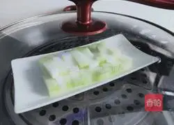 Illustration of how to make luncheon meat and steamed winter melon 4