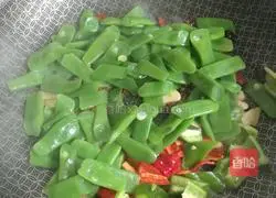 Illustration of how to make stir-fried green beans 8