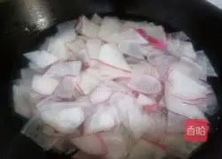 Illustration of how to make fried pork and radish 2