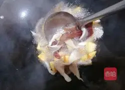 Illustration of how to make Sichuan chowder 5