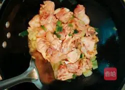 Illustration of home-style eggplant stewed chicken 6