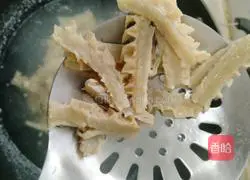 Illustration of how to make spicy stir-fried tripe 2