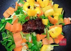 Illustration of how to make fried squid with soy sauce (10-minute quick dish)