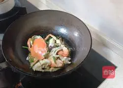 Brothers are good (hairy crabs and small cockroaches) illustration 9