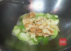 Illustration of how to make luffa and scrambled eggs 6