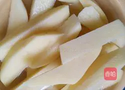 Spicy water Illustration of cooking fish 2