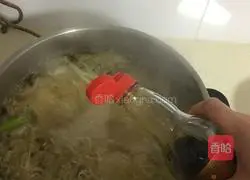 Illustration of how to make fresh edges 7