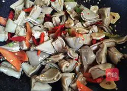 Recipe for spicy stir-fried pork belly Illustration 11