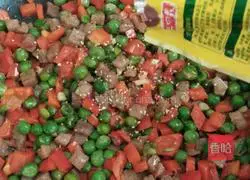 Illustration of how to make fried peas and steak 8