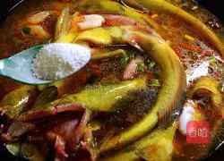 Braised oxtail fish recipe 6