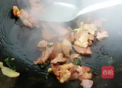 Illustration of how to make fried zucchini and pork slices 5