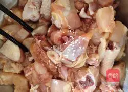 Illustration of how to make spicy chicken nuggets 3