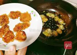 Illustration of Fried Crispy Pork 10