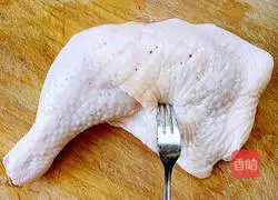 Illustration of how to make steamed chicken legs with sauce 2