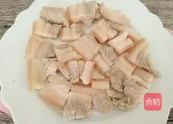 Illustration of how to make fried pork belly with soy sauce 3