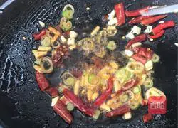 Illustration of how to make Kung Pao Chicken 7