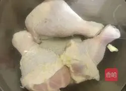 Crispy Illustration of how to make fried chicken legs 1