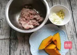 Illustration of how to make pumpkin fish balls 1