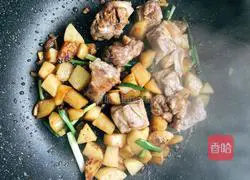 Potato Illustration of how to cook pork ribs 6