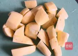 Illustration of how to make beans and potatoes stewed 1