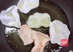 Illustration of how to make tempura small yellow flowers 8