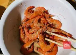 Illustration of how to make spicy hot pot shrimp 2