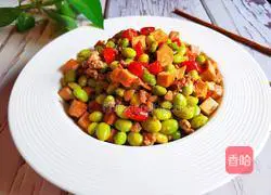 Illustration of how to stir-fry minced edamame and dried edamame 11