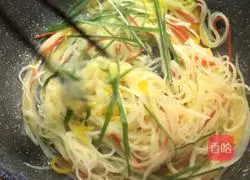 [Lantern Festival on the 15th day of the first lunar month] Illustration of how to make fried shredded radish 8