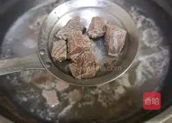 Illustration of Braised Beef Brisket with Tomatoes and Potatoes 4