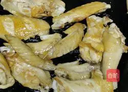 Illustration of how to make Coke Chicken Wings 3