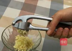 Cantonese style - garlic steamed oysters illustration 1