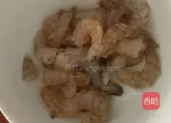 Illustration of how to make golden shrimp balls 2