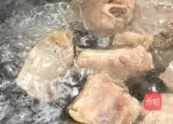 Illustration of how to make double-ear steamed pork ribs 3