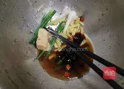 Illustration of how to make crispy fried chicken legs 3