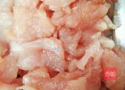 Illustration of how to make stir-fried rat melon and meat 6